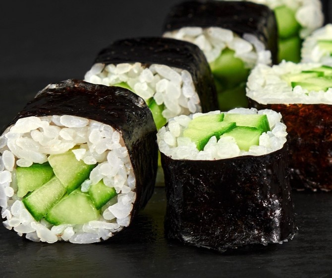 Маки с огурцом