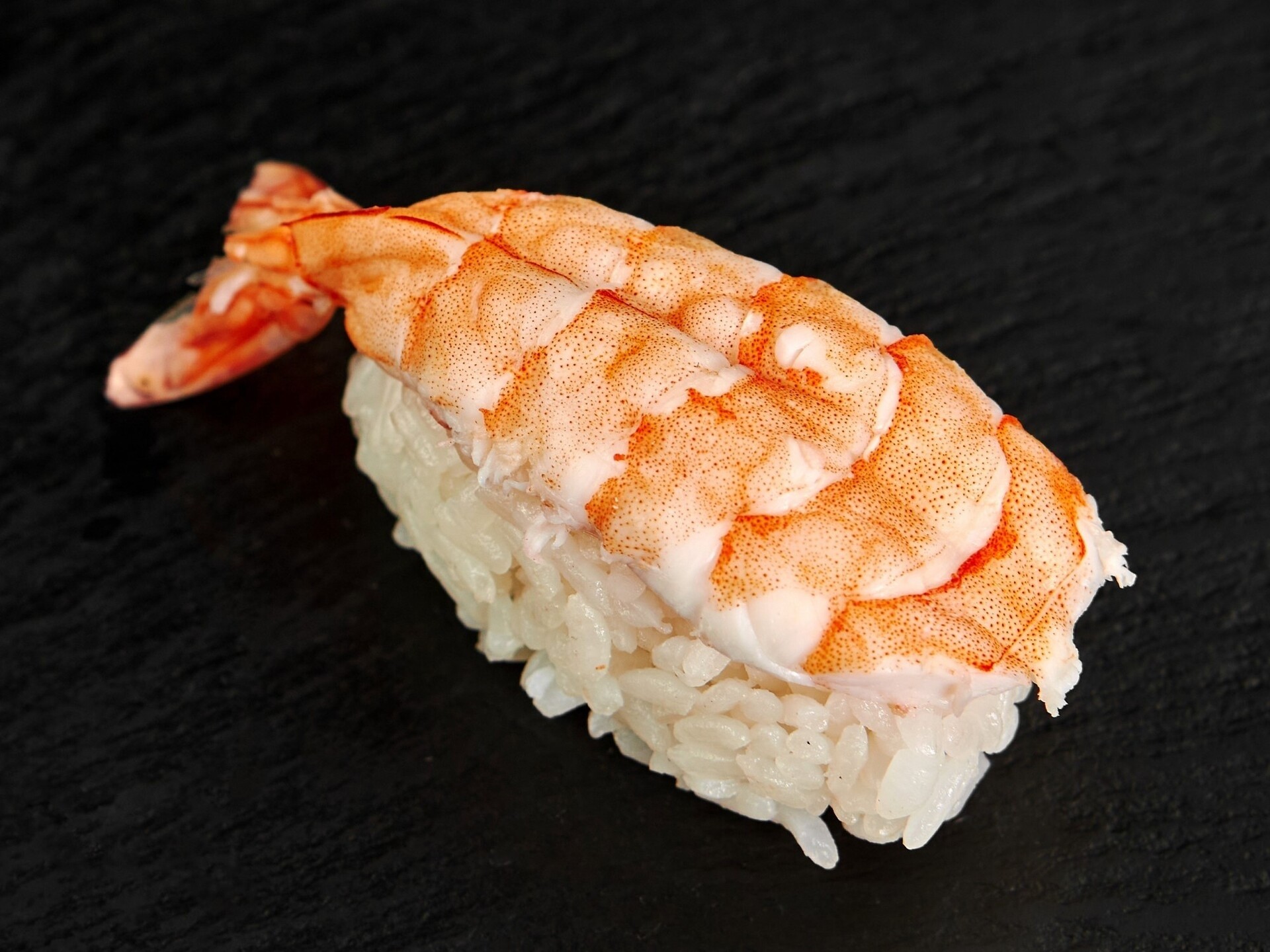 Суши  с креветкой